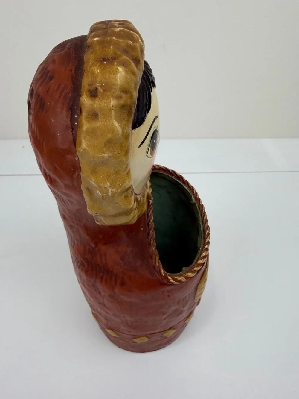 Vintage Papier-Mâché Folk Art Girl Planter Cachepot - Picture 4 of 9